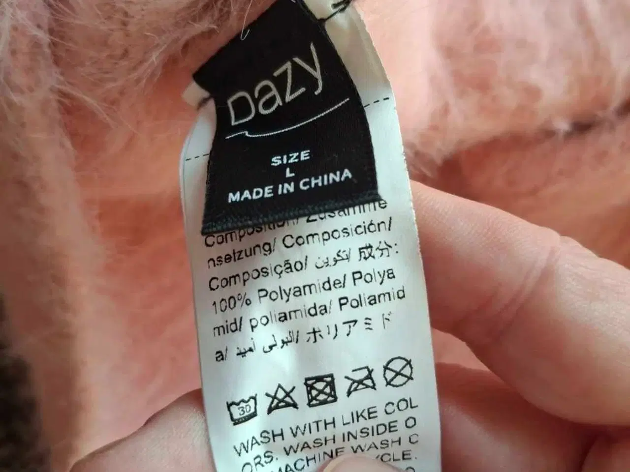 Billede 8 - Fluffy lyserød sweater str.Large