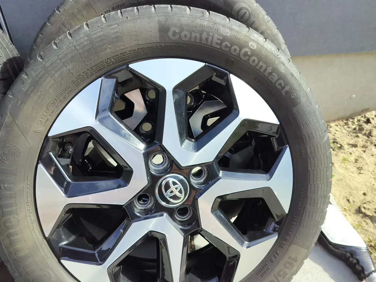 Billede 6 - 15 tommer orginal Toyota alufælge