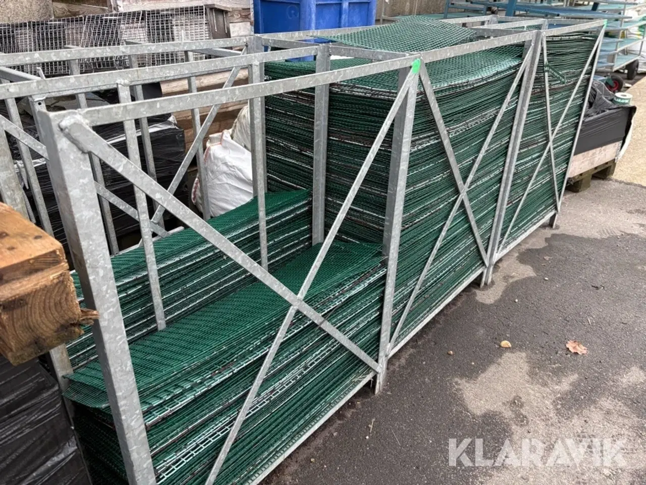 Billede 1 - Hvalpenet 3 bure med net