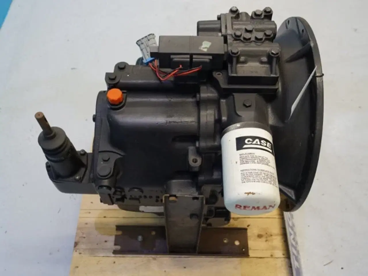 Billede 13 - CASE 580SLE 2WD Transmission 