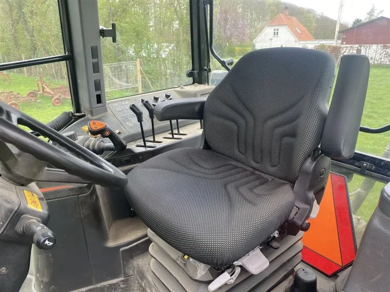Billede 5 - New Holland 8360 kørt 10.600 timer. Anden dækmontering medfølger