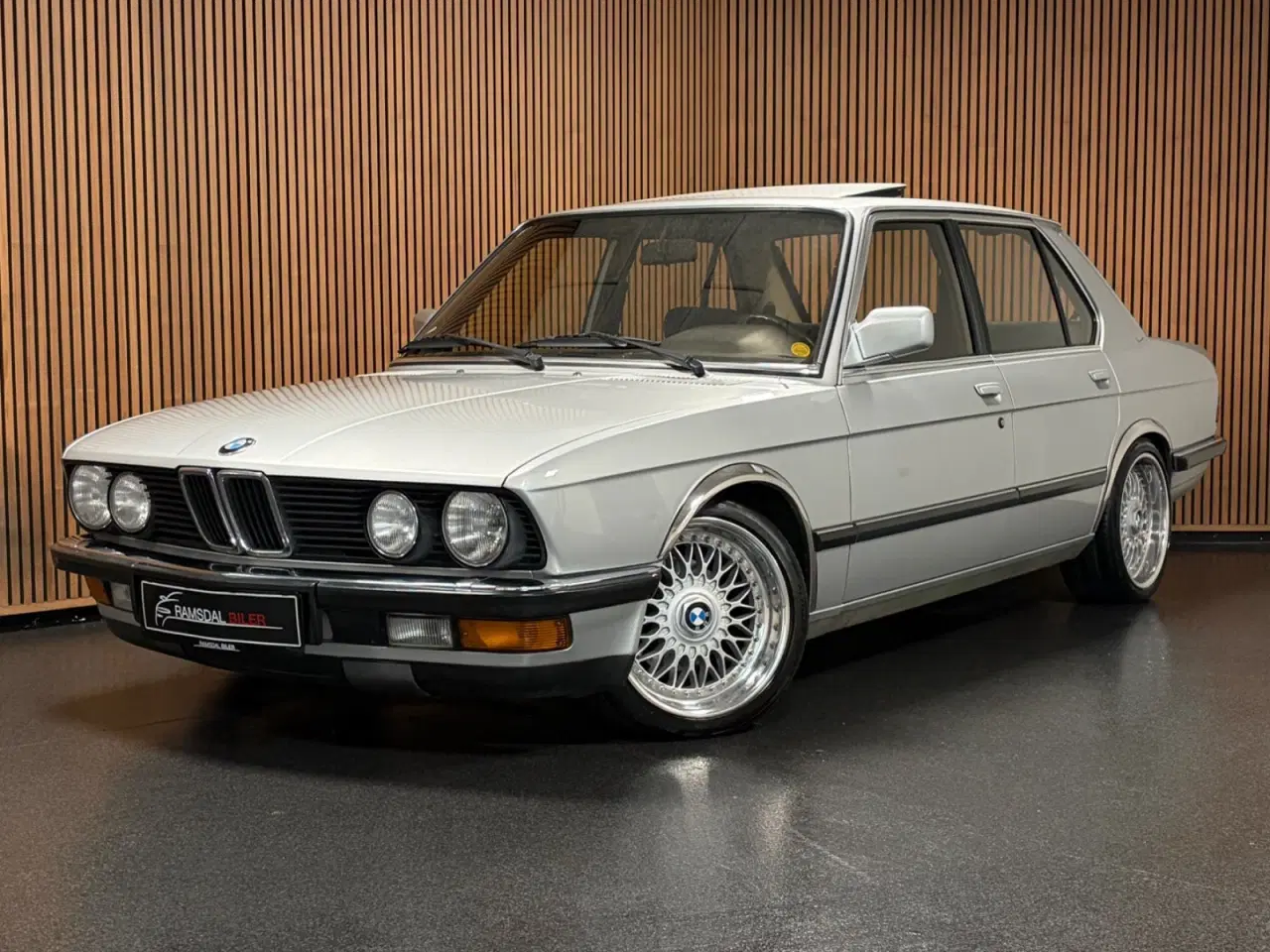 Billede 1 - BMW 520i 2,0 aut.