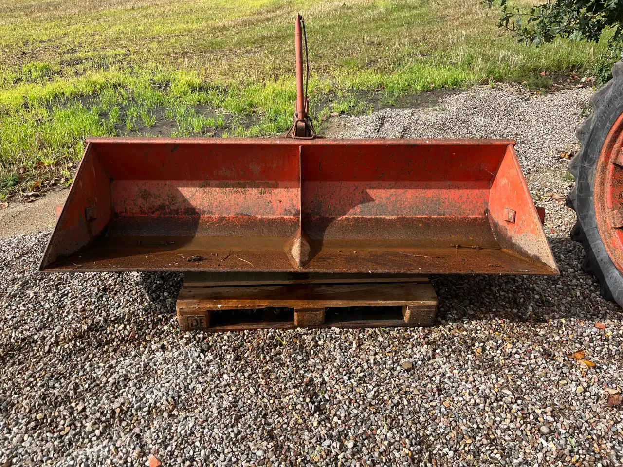 Billede 2 - Bagtipskovl