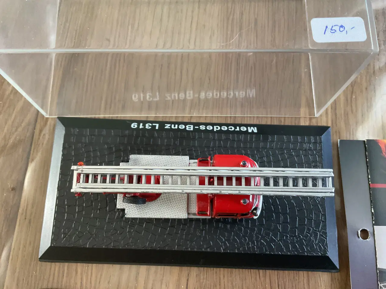 Billede 4 - Model brandbil mercedes- benz L 319