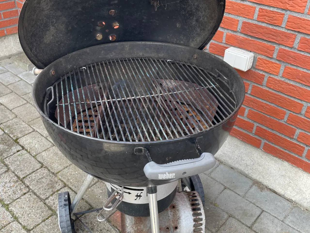 Billede 1 - Weber kuglegrill