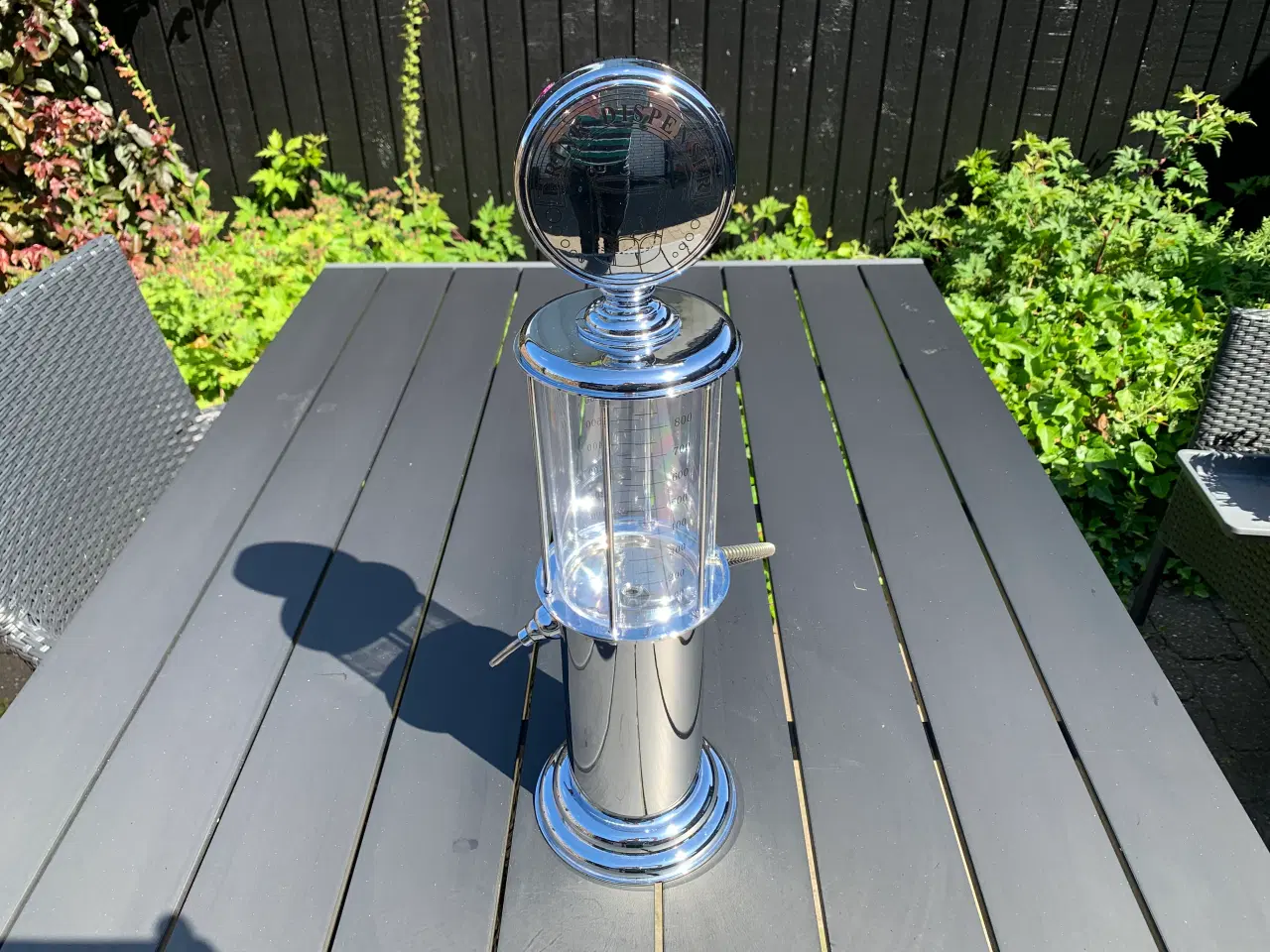 Billede 1 - Morsom drinkdispenser til hjemmebaren