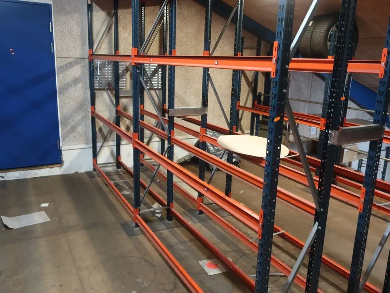 Billede 3 - 4 fag dækreoler med indhold