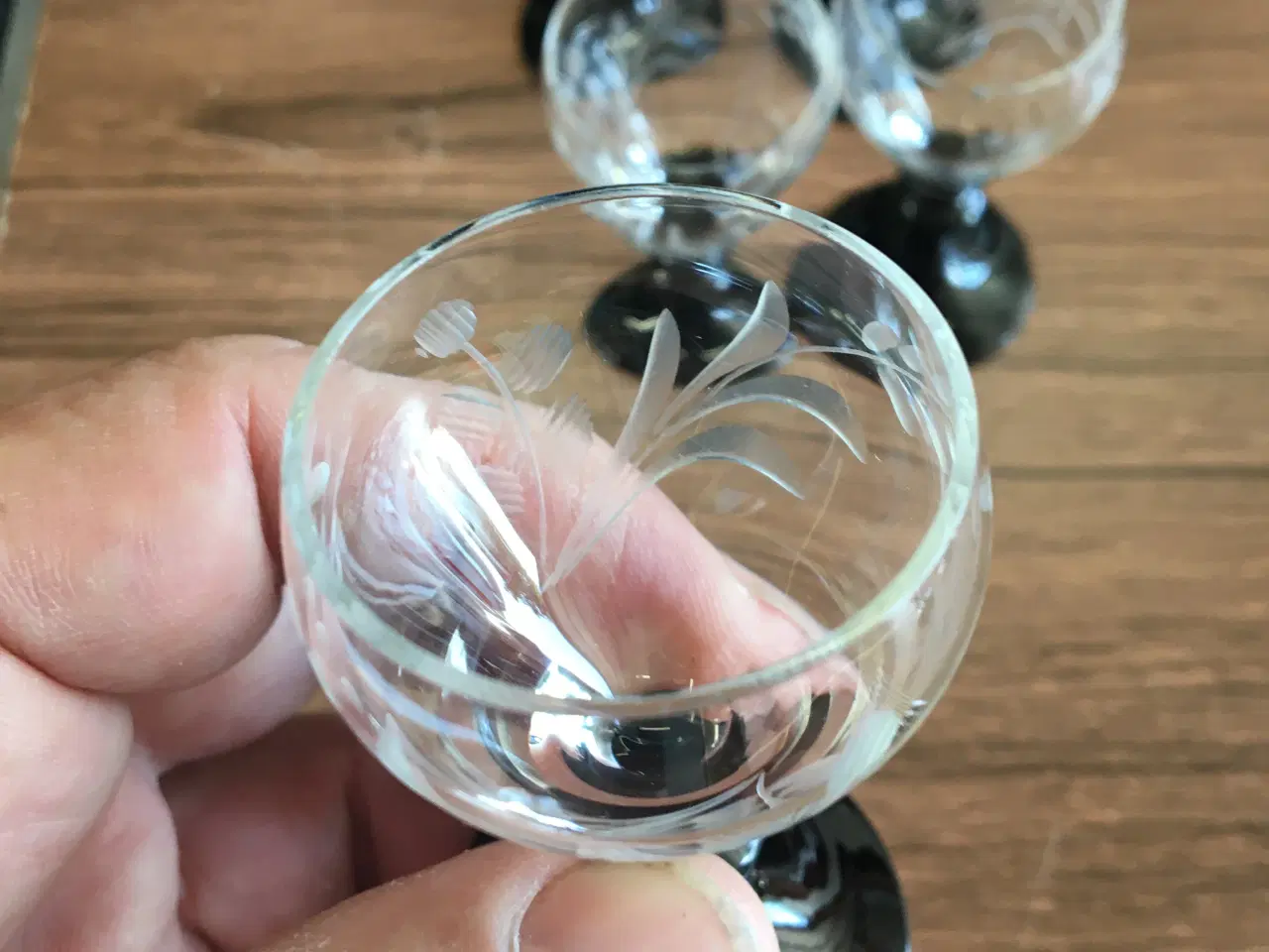 Billede 4 - Glas Holmegaard snapseglas med sort fod