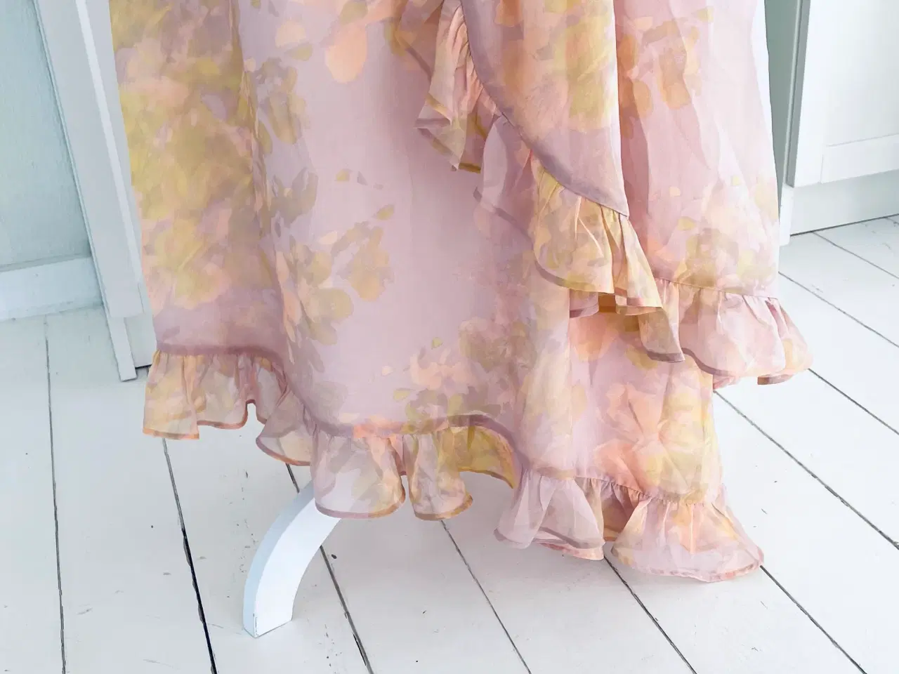 Billede 6 - Smuk kjole i god stand 