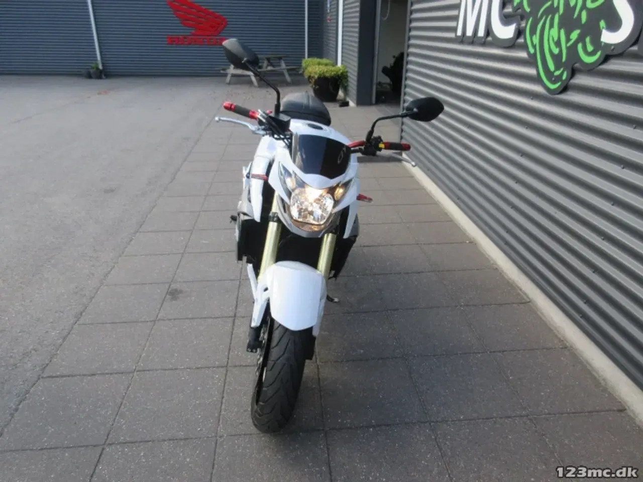 Billede 14 - Suzuki GSR 750 MC-SYD BYTTER GERNE