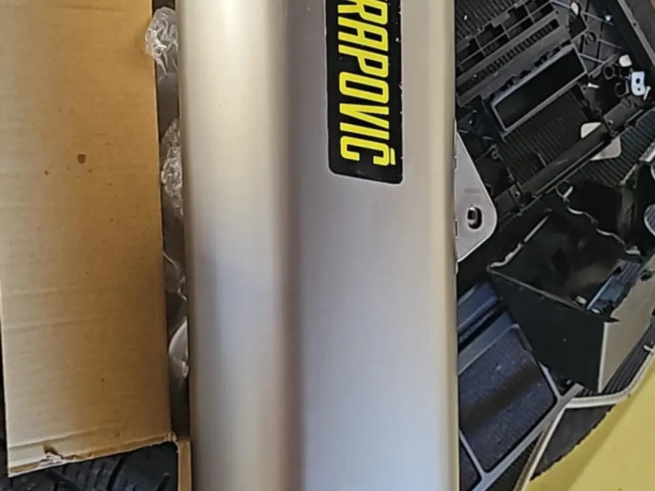 Billede 2 - AKRAPOVIC 