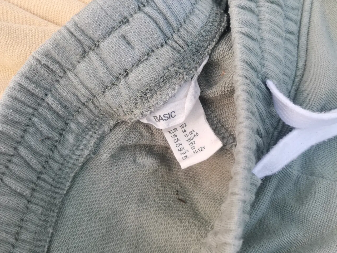 Billede 4 - Tøj pakke str 10-14, 5 kr ialt 🌸