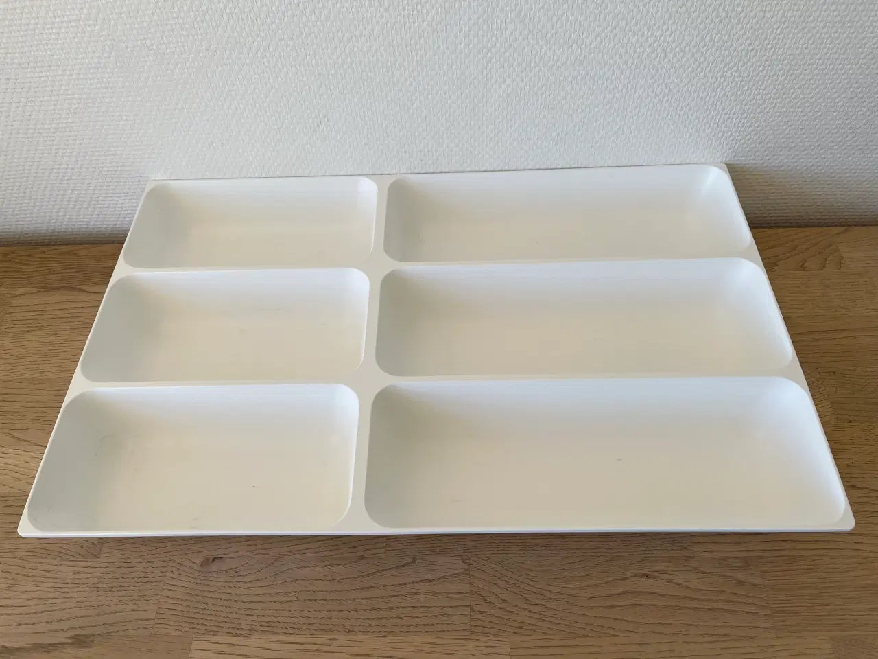 Billede 1 - Helt ny IKEA bestikbakke ca. str. 31,5x50 cm