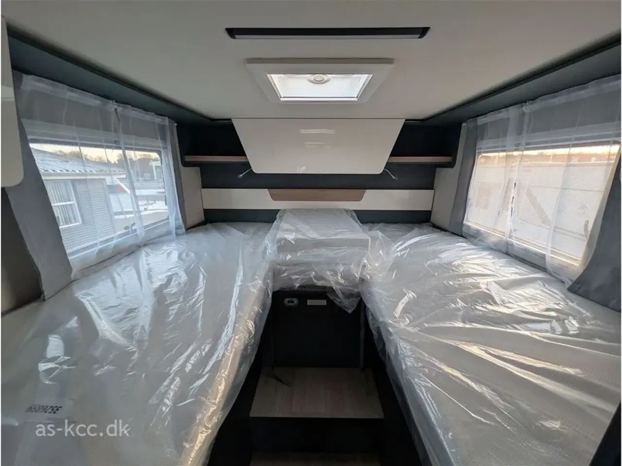 Billede 16 - 2026 - Laika Kosmo H 1409