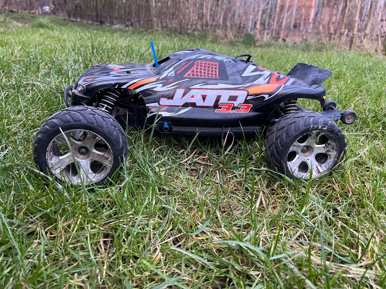 Billede 2 - Traxxas Jato 3.3