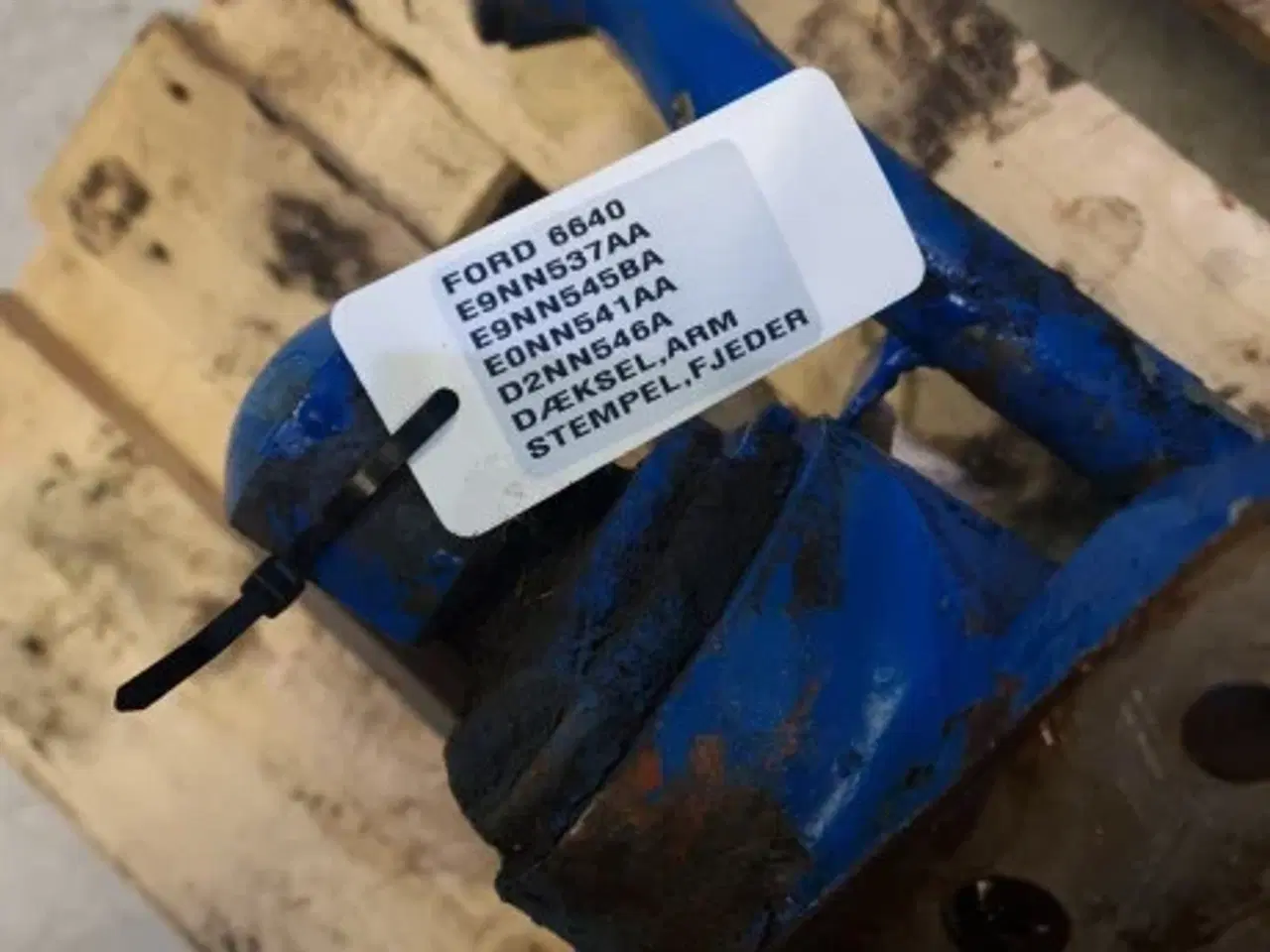 Billede 21 - Ford 6640 Dæksel Gearkasse E9NN537AA