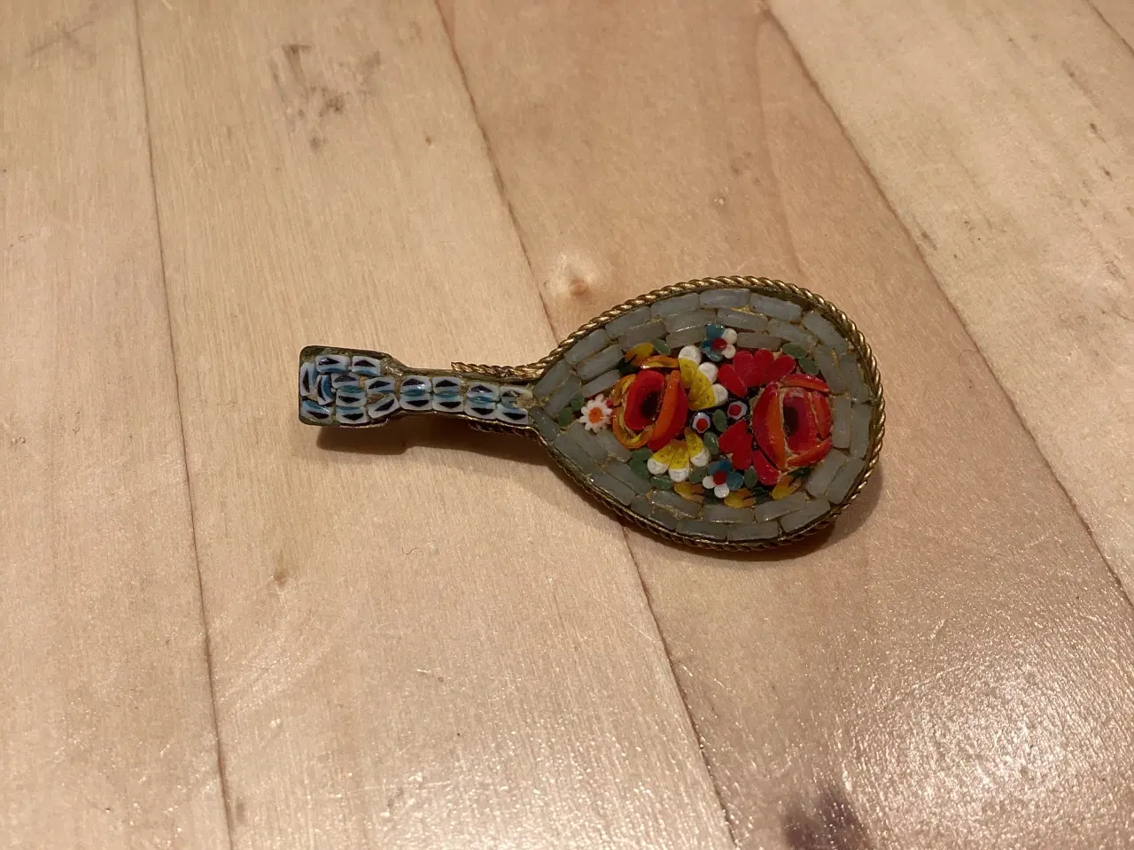 Billede 2 - Ældre mikromosaik broche - mandolin/guitar