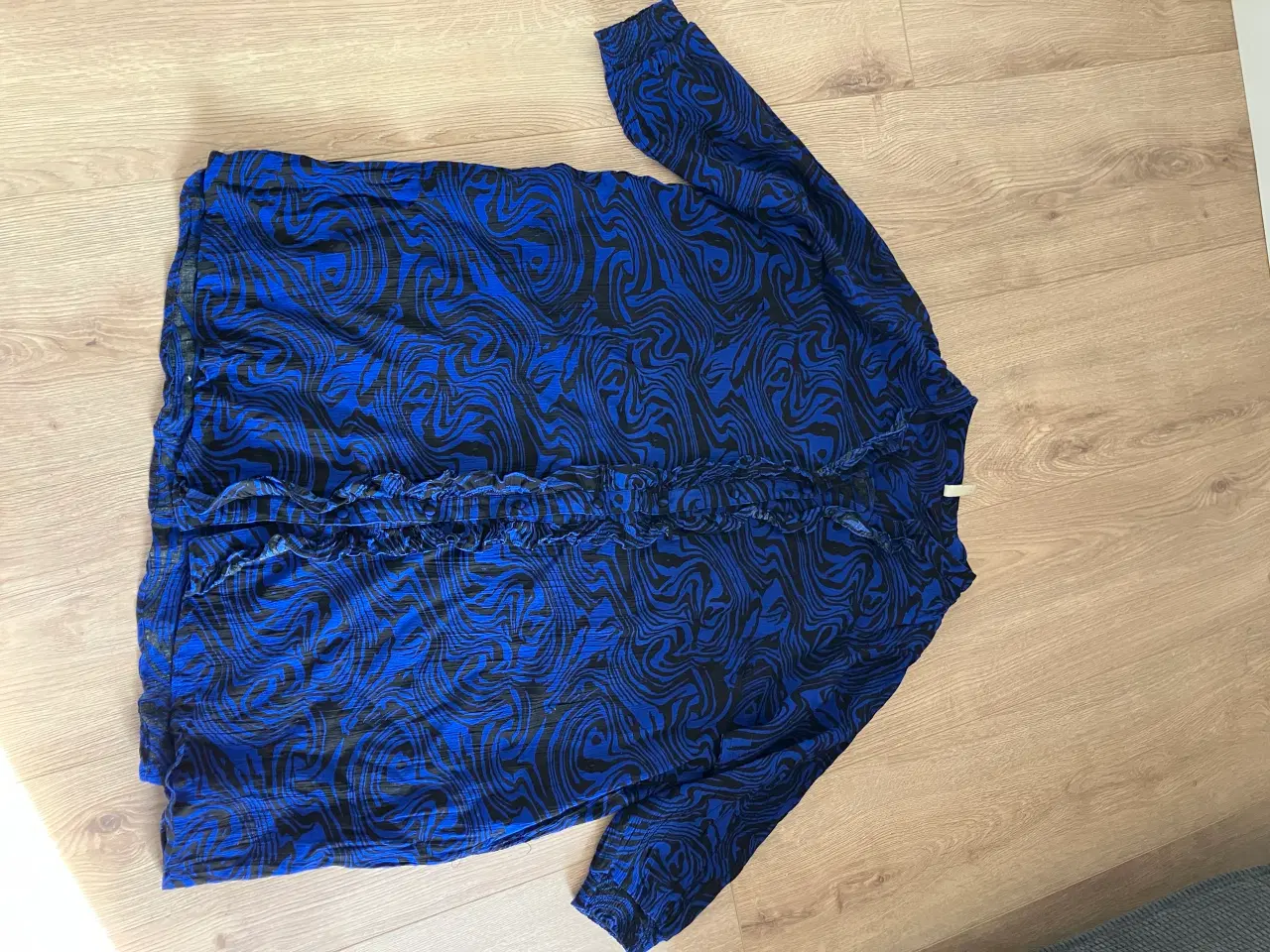 Billede 1 - Overdele str l og xl