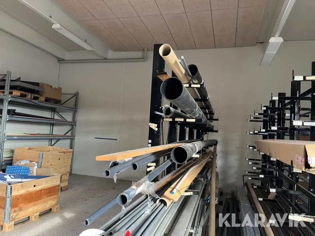 Billede 2 - Grenreol en række