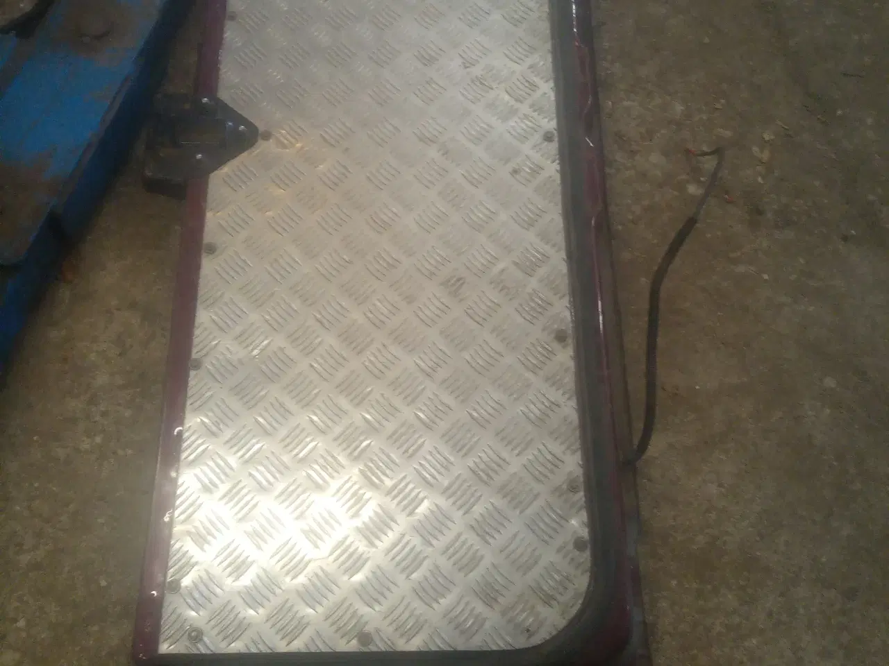 Billede 4 - bagklap til nissan patrol