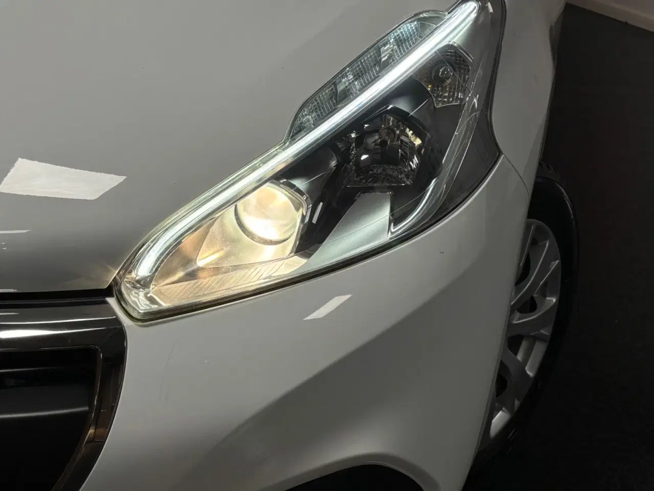 Billede 3 - Peugeot 208 1,2 e-THP 82 Active