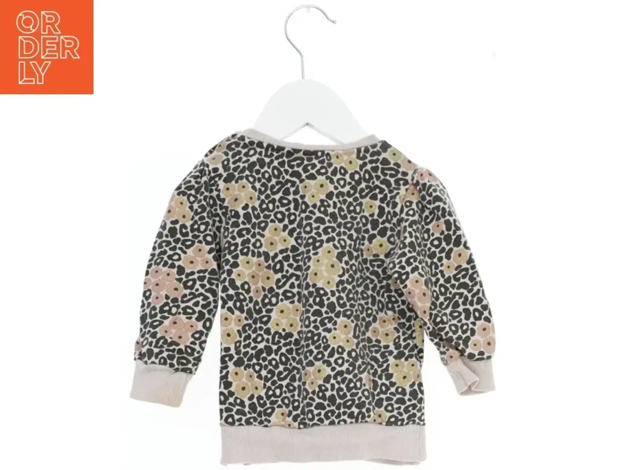 Billede 2 - Bluse med blomstermønster fra VRS (str. 74)