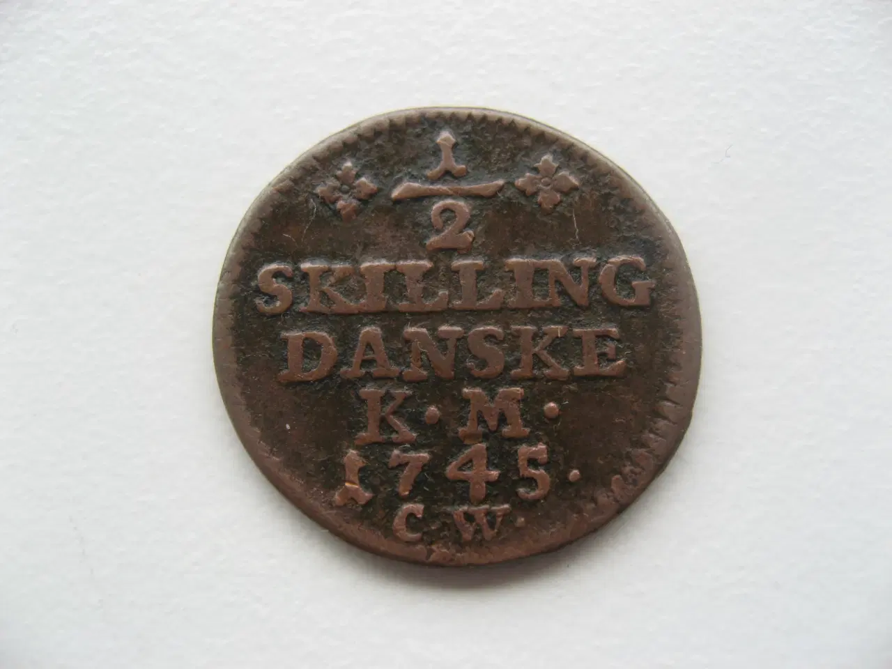 Billede 1 - Flot 1/2 Skilling 1745. Chr.D.VI. En af de gode