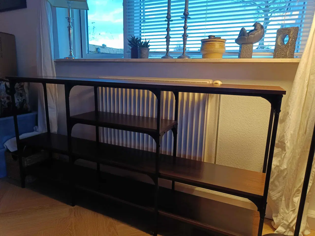 Billede 2 - Flot konsolbord, helt som nyt!