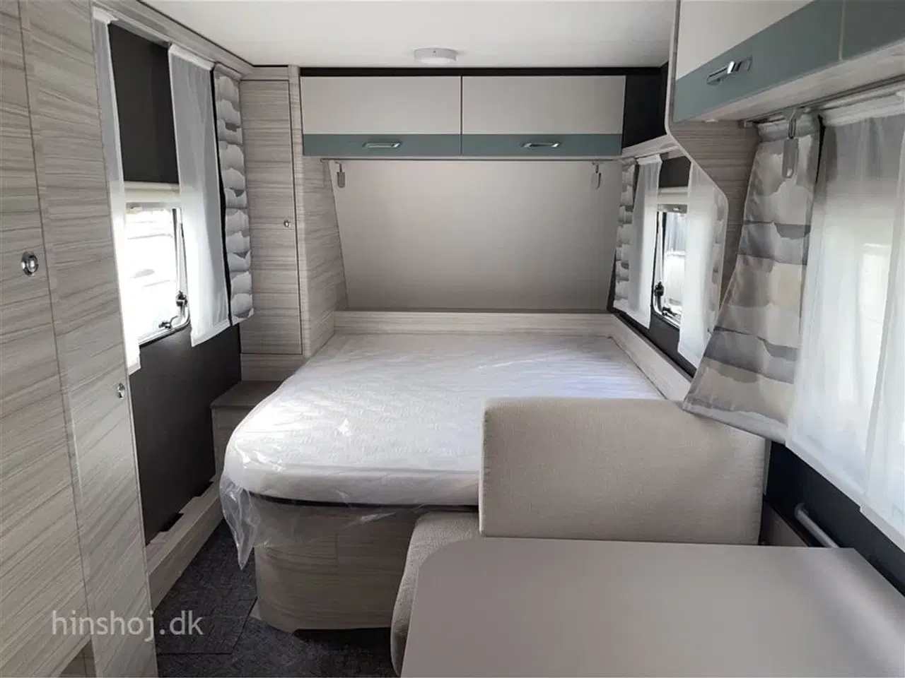 Billede 2 - 2023 - Dethleffs C'joy 480 FSH Super lækker rejsevogn med stor fransk dobbeltseng fra Hinshøj Caravan A/S