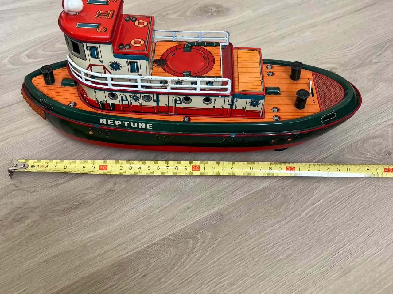 Billede 6 - Neptune" blik-slæbebåd fra Modern Toys, lavet i Ja