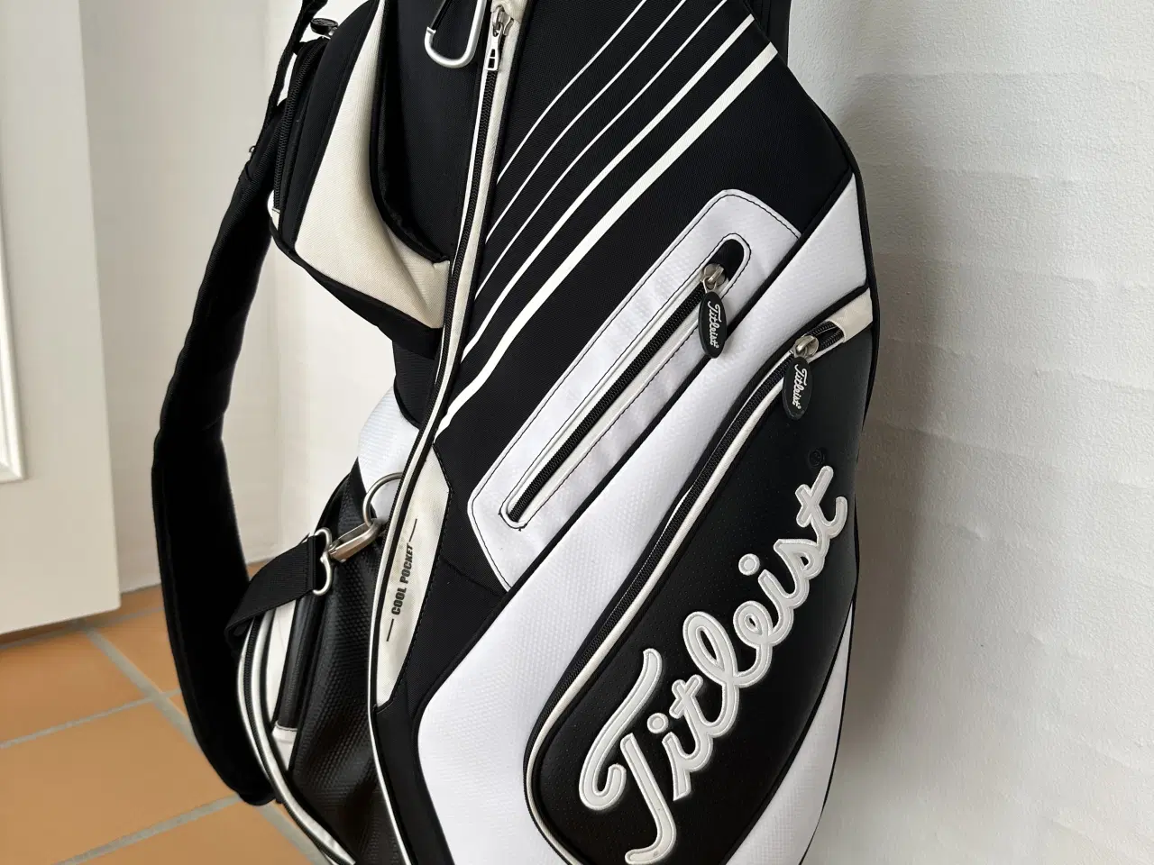 Billede 3 - Titleist letvægt golf vognbag