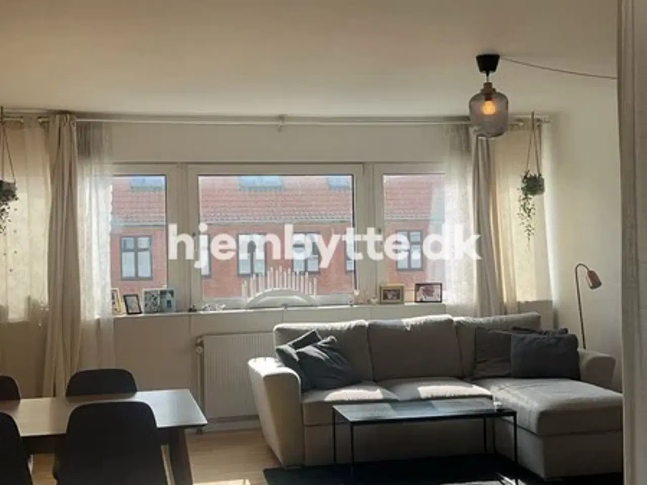 Billede 6 - Hjembytte - Hovedvejen