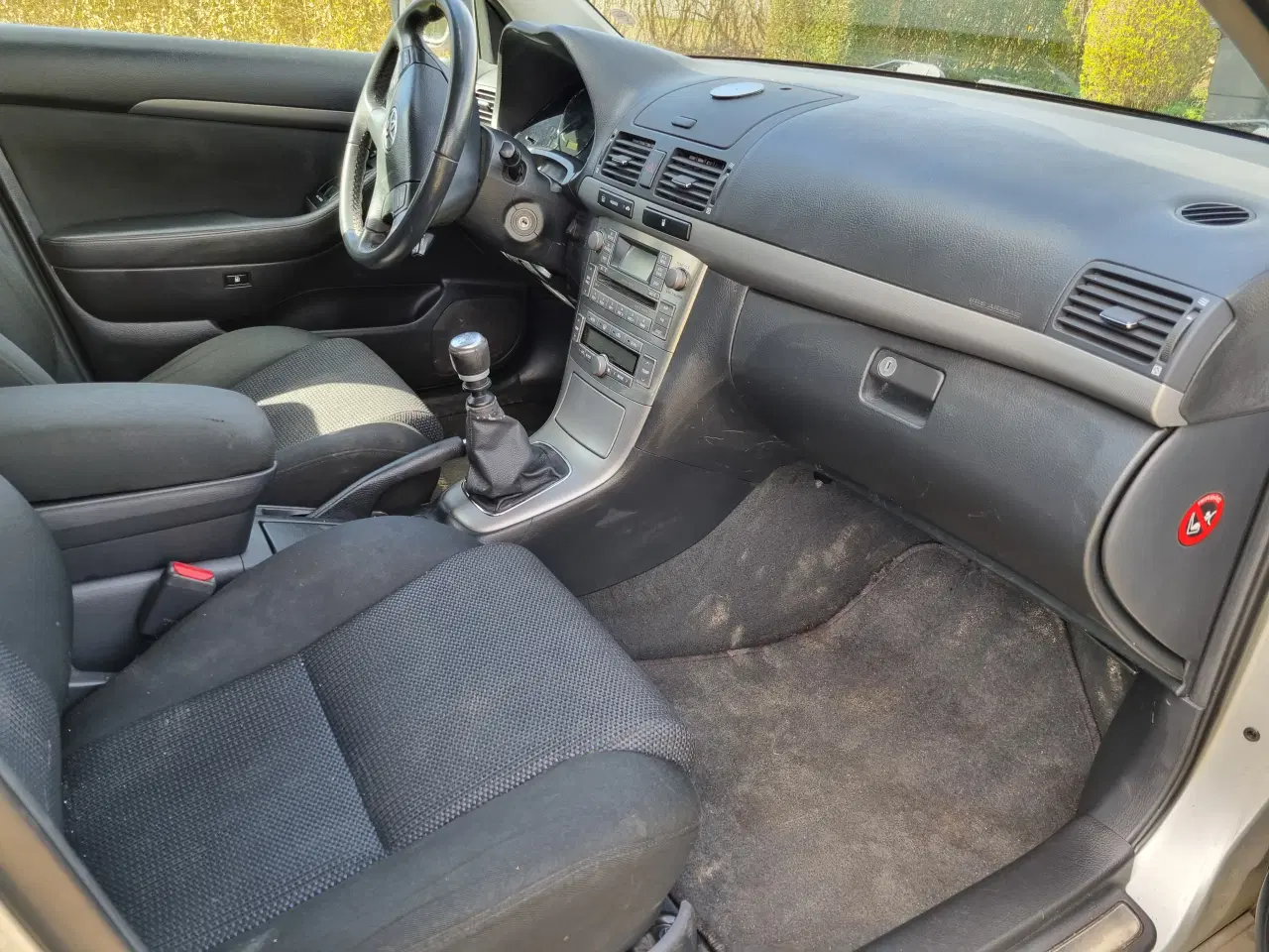 Billede 2 - Toyota Avensis 2,2 Diesel 