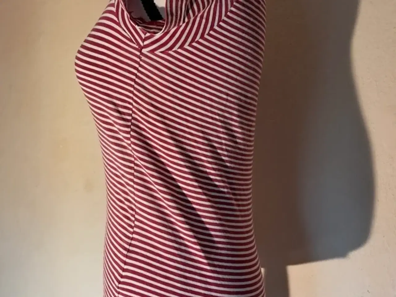 Billede 2 - Game by id-line str. S t-shirt