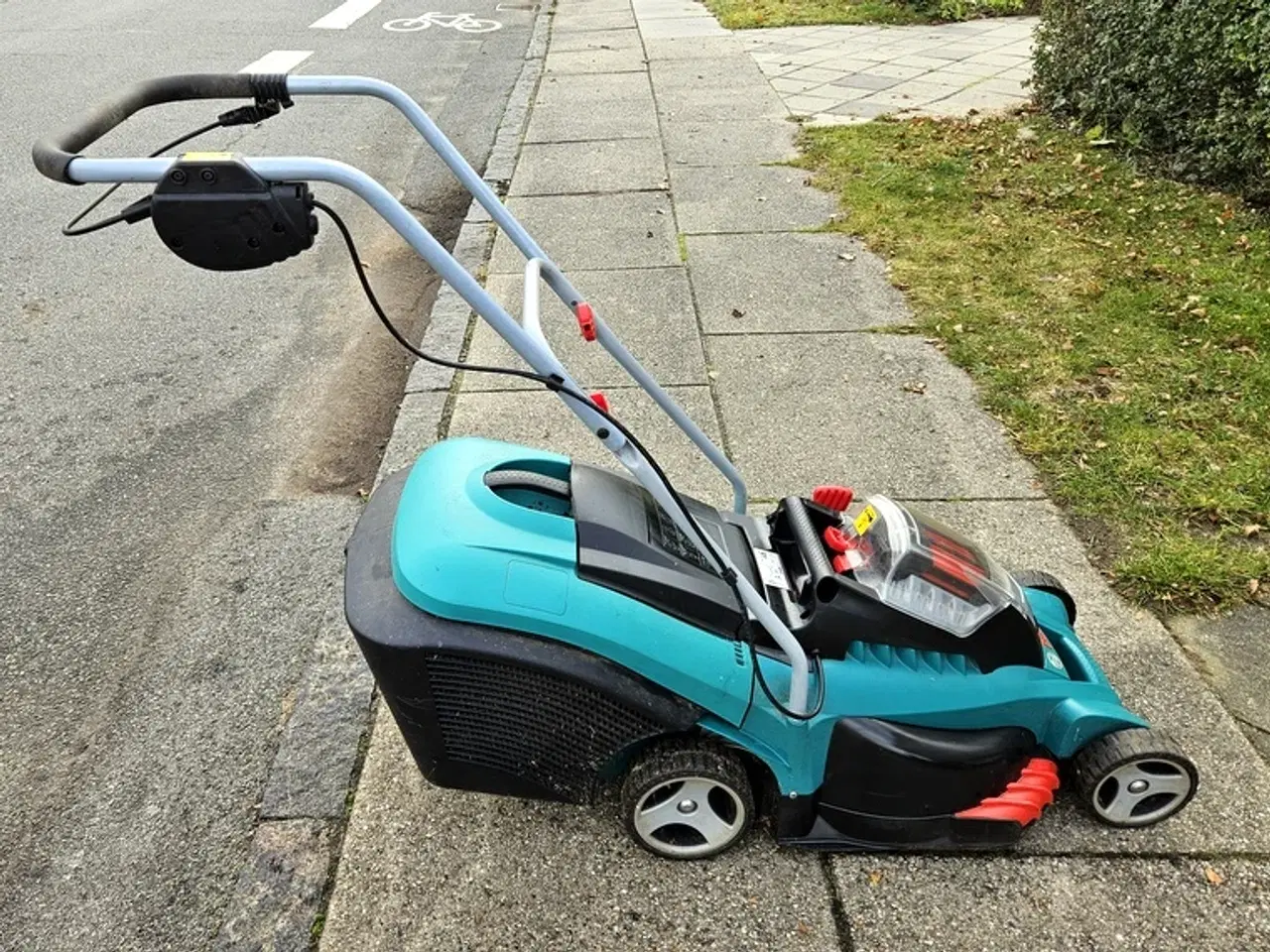 Billede 2 - Bosch batteri rotorklipper.