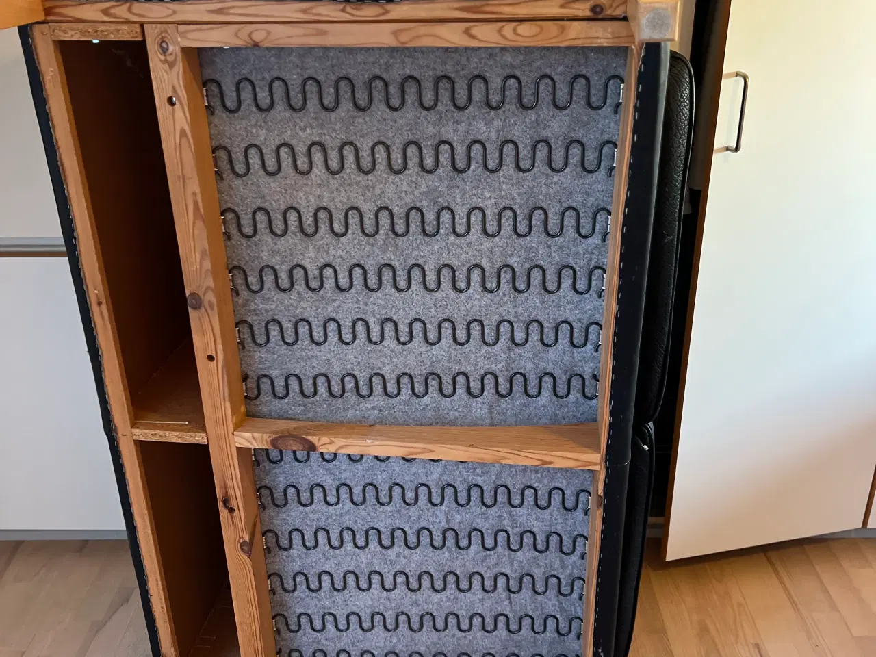 Billede 1 - Stouby 2 personers sofa. Sort læder.