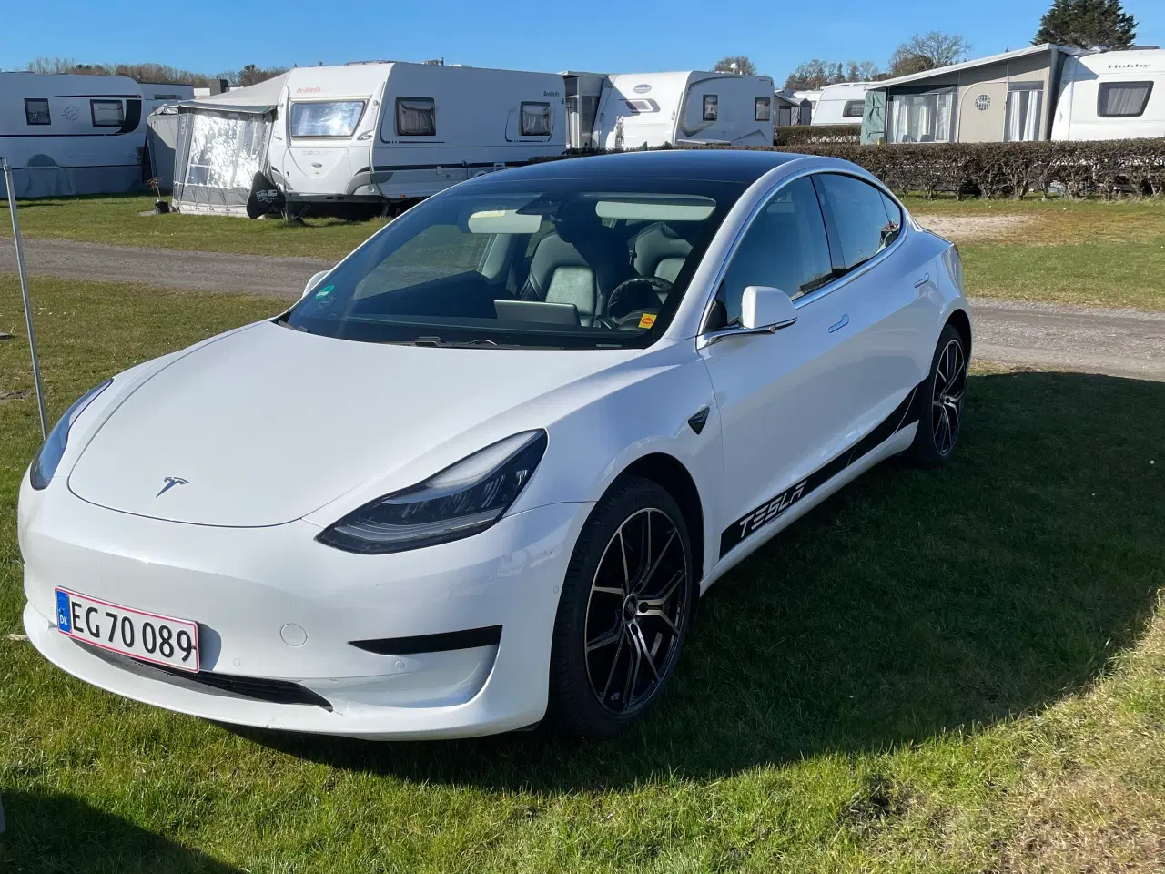 Billede 1 - Tesla 3  . Årg. 2020. Billig el bil.
