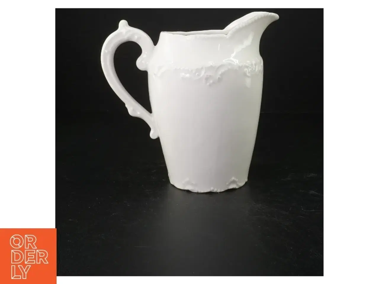 Billede 1 - Porcelænskande med blomstermotiv