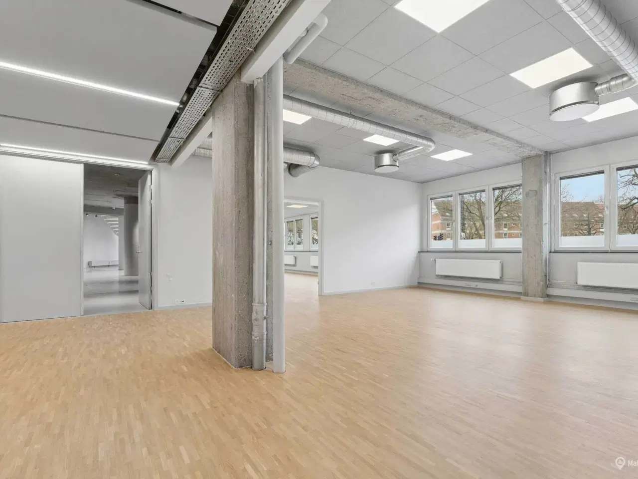 Billede 10 - Moderne lyst og nyrenoveret kontorlejemål tæt på metro