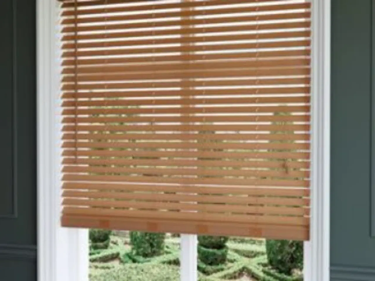 Billede 1 - Træpersienner 100x150 cm Brun. 3 STK