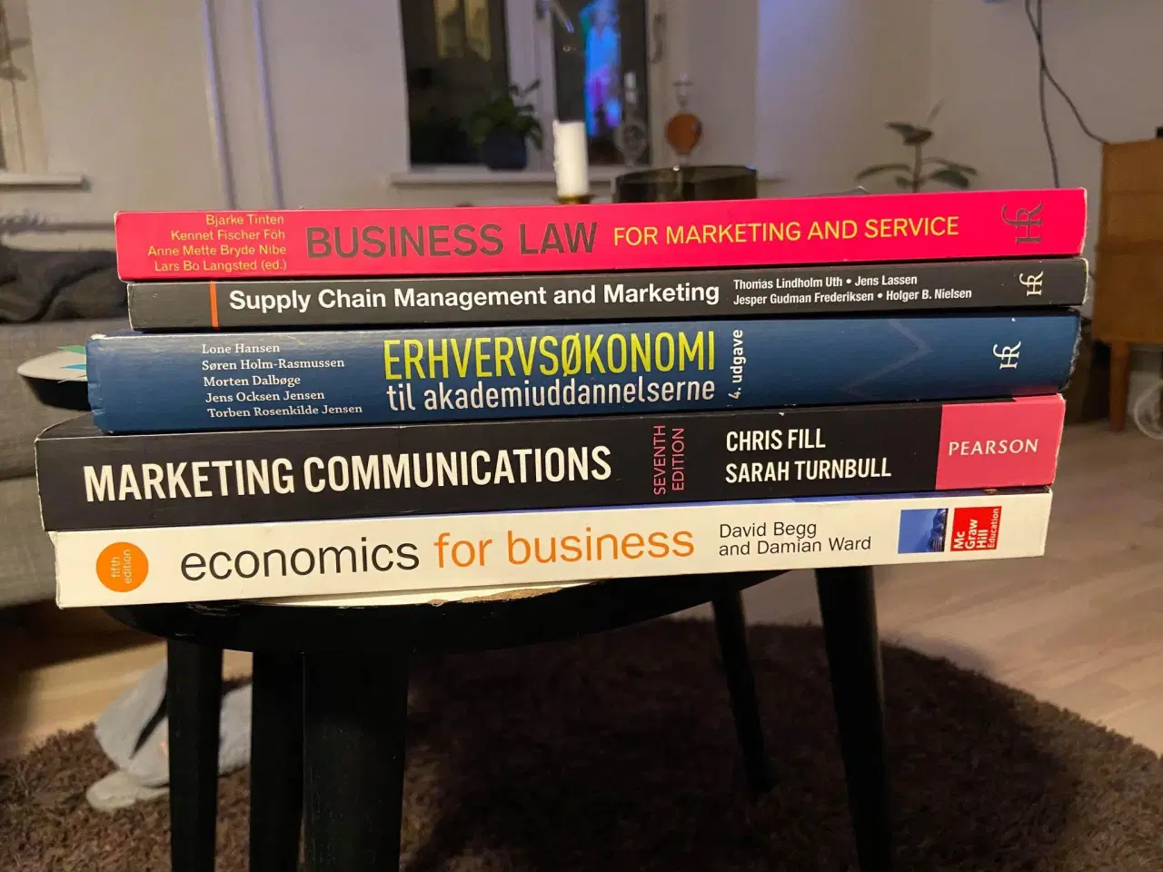 Billede 1 - Bøger til markedsføringsøkonom