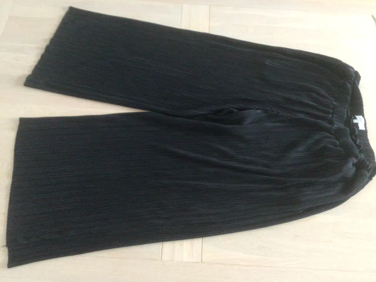 Billede 1 - Bukser M - Only Carmacona