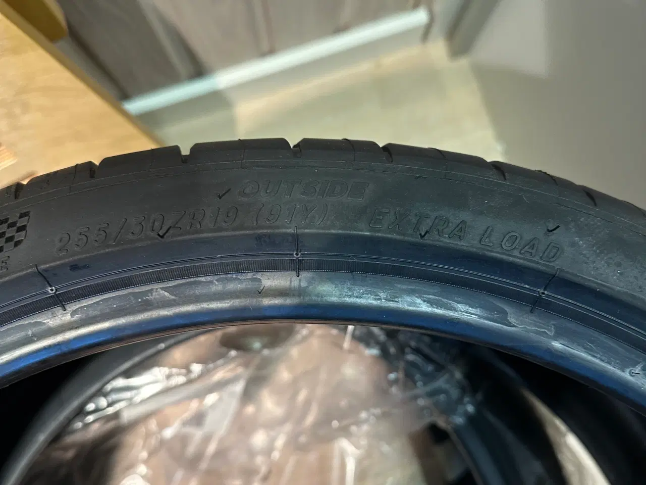 Billede 3 - 2 stk. Michelin sommerdæk