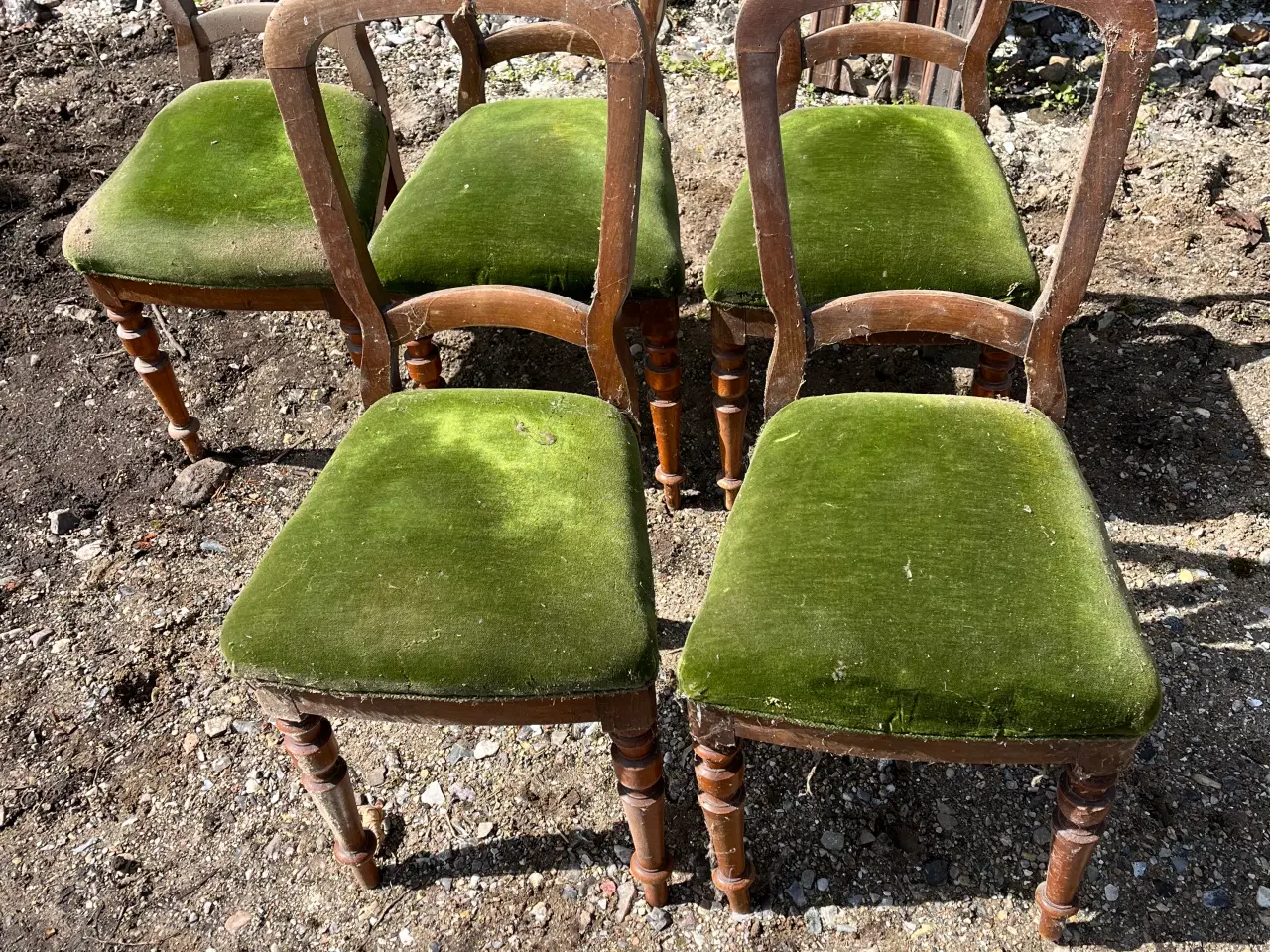 Billede 1 - 5 antikke spisestue stole med mørkegrønt plys