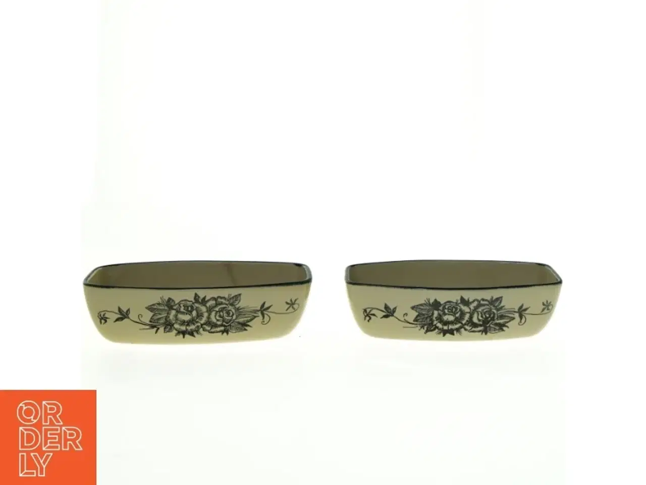 Billede 1 - Aksini Keramik fade med Sorte Bonderoser (str. 19 x 10 cm)