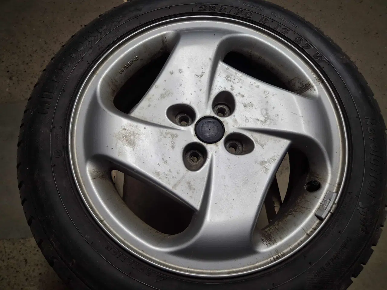 Billede 1 - 16" org Fiat Coupé alufælge 