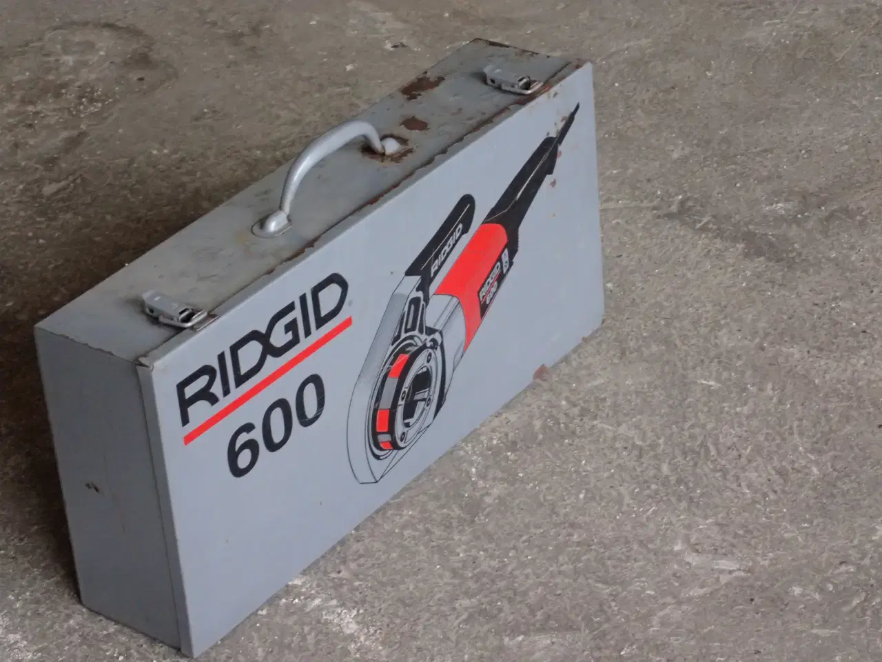 Billede 8 - Ridgid elektrisk rørskærer model 600 med 4 bakker.