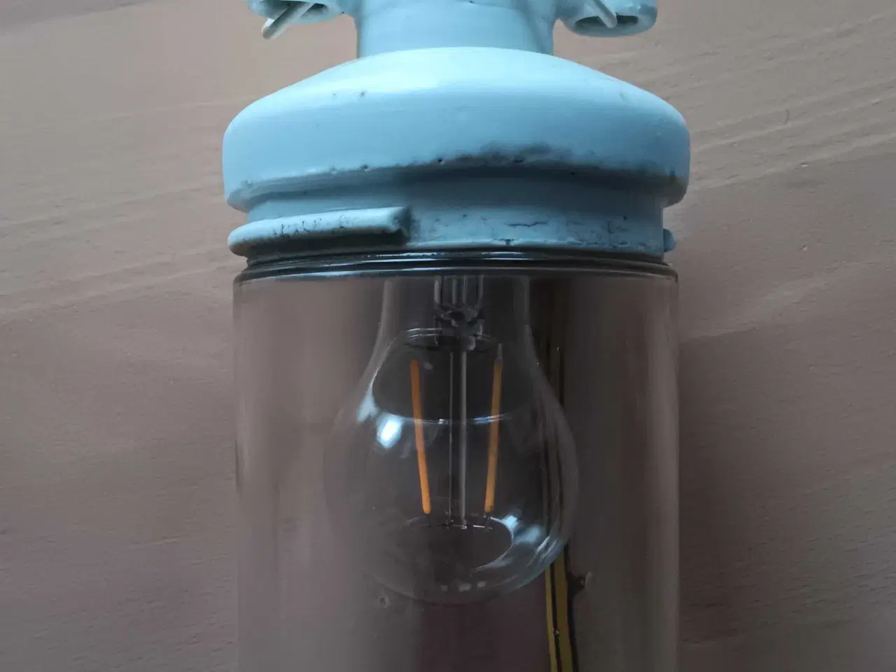 Billede 2 - Gammel Staldlampe