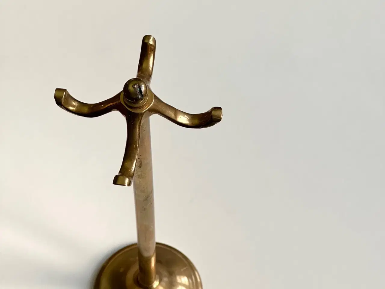 Billede 3 - Messingstativ til adventskrans