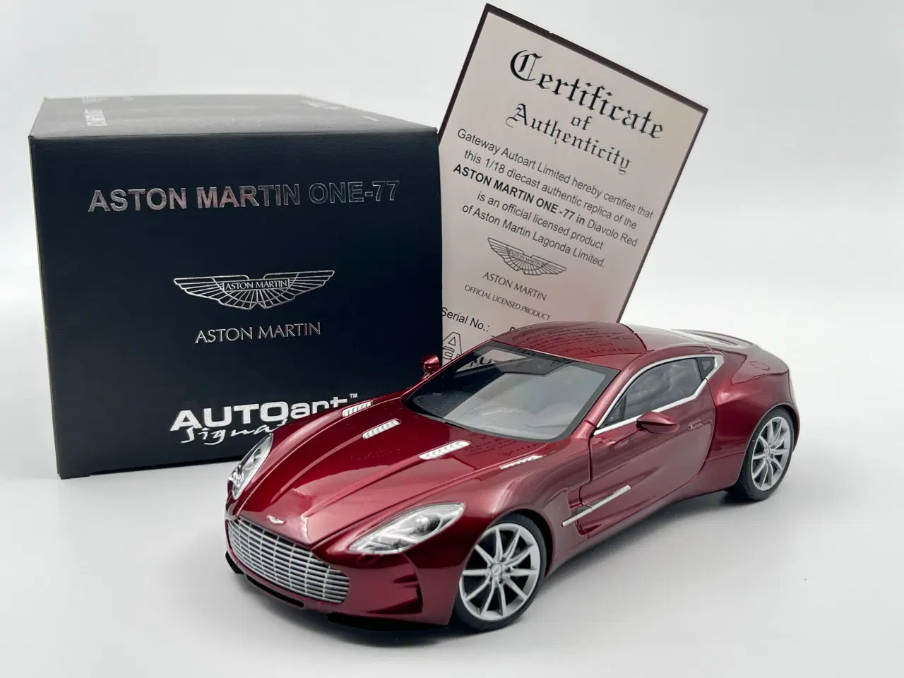 Billede 1 - 2009 Aston Martin One-77 AUTOart Signature - 1:18